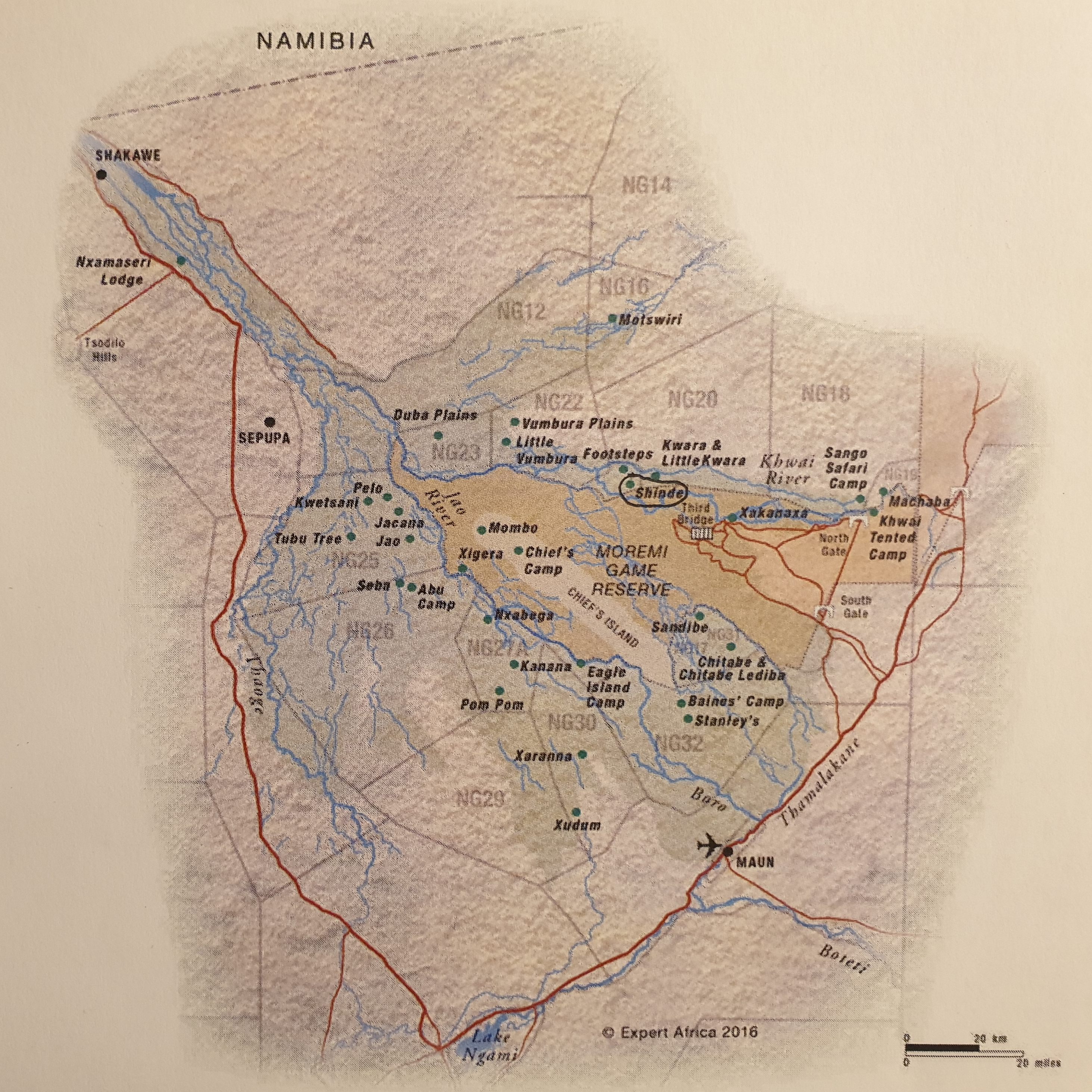 Carte du Delta de l'Okavango avec ses nombreux camps et la Réserve de Moremi.
